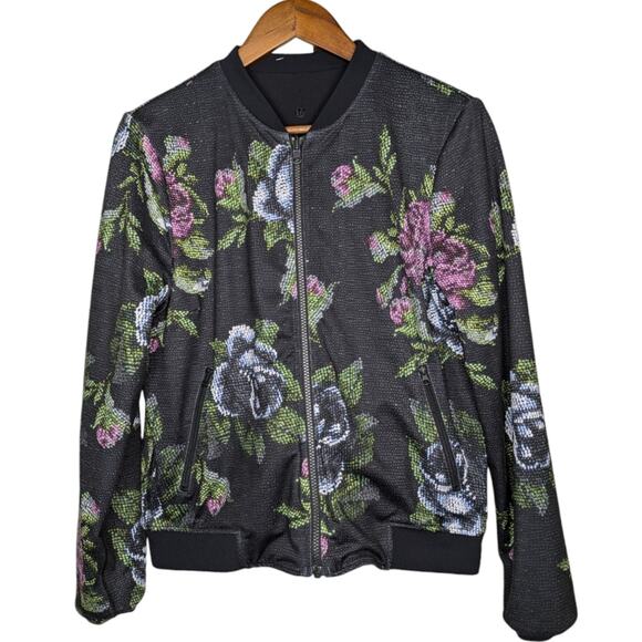 lululemon athletica Jackets & Blazers - Lululemon Party Bomb Jacket Reversible Floral Black Full Zipper 6 8 ?